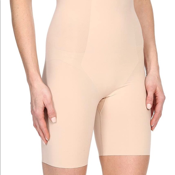 NEW Spanx Thinsticts high-waisted shapewear - Picture 2 of 2